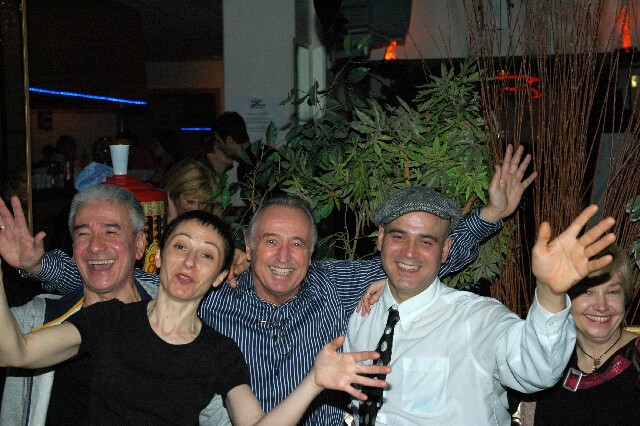 min 2006 02 12 agora 094